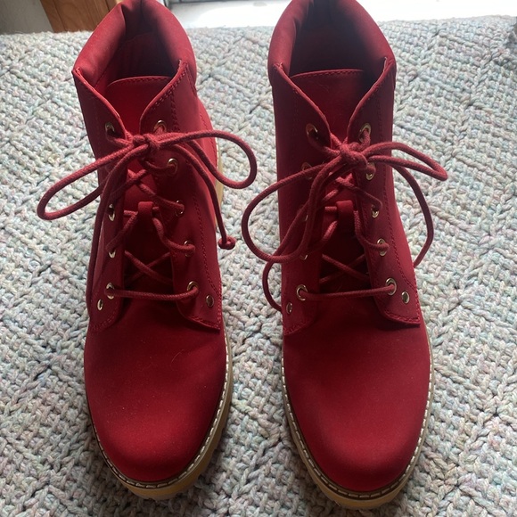 🦊 Newly listed red beauties. EUC - Picture 9 of 13